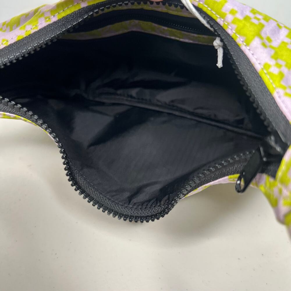 Baggu Houndstooth Nylon Shoulder Bag - Picture 5 of 8